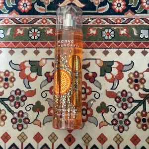 Bath & Body Works spray!